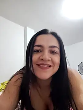 LindaSalo33 online show from 10/23/25, 04:12