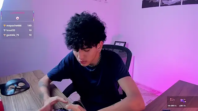 todoroki g online show from 10/10/25, 11:48