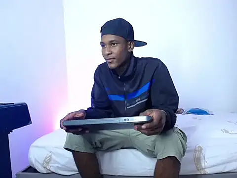 TITAN SEX333 online show from 10/09/25, 11:03