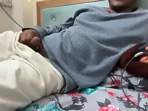 YourBlackBull online show from 10/04/25, 09:40