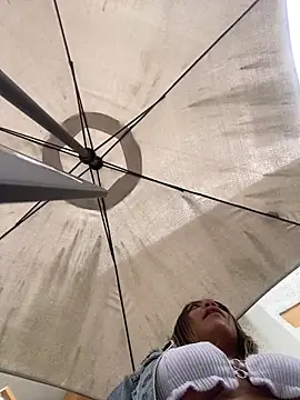 Ada Pink online show from 12/04/25, 05:10