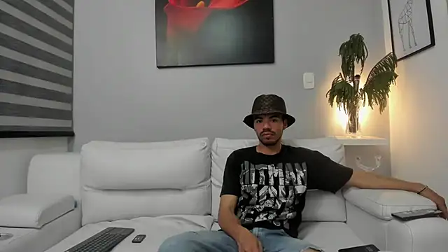 ZaynShadow online show from 10/27/25, 07:01
