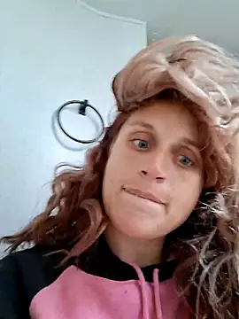 Suckkkq online show from 11/02/25, 03:03