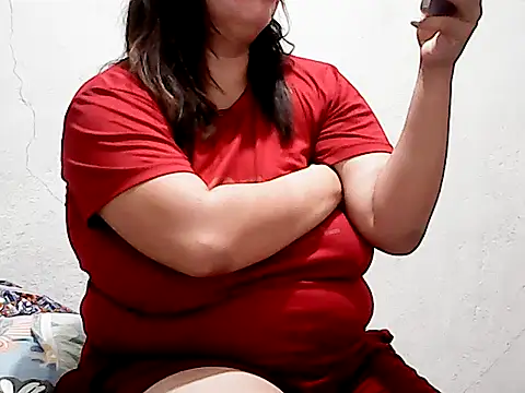 Snapshot of HornyPussie69 chatting on 12/14/25, 10:03 HornyPussie69 online show from 12/14/25, 10:03