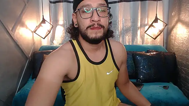 Snapshot of Ethan_w12 chatting on 10/15/25, 12:55 Ethan w12 online show from 10/15/25, 12:55