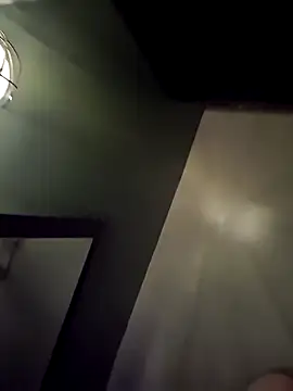 Snapshot of Curious9884 chatting on 11/01/25, 01:02 Curious9884 online show from 11/01/25, 01:02