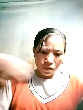 Snapshot of -Lauren- chatting on 10/31/25, 11:11 -Lauren- online show from 10/31/25, 11:11