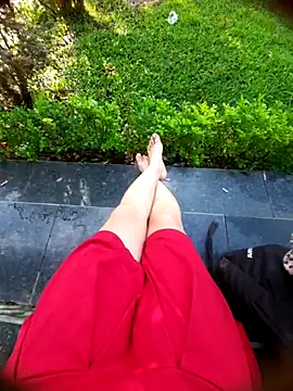 Snapshot of Zun_121 chatting on 10/02/25, 12:28 Zun 121 online show from 10/02/25, 12:28