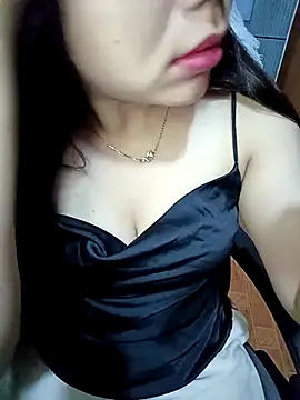Snapshot of Subita_nice chatting on 10/16/25, 02:45 Subita nice online show from 10/16/25, 02:45