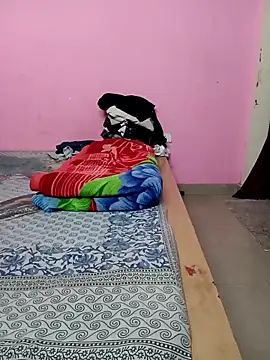 Kitty 18teen online show from 11/21/25, 01:43