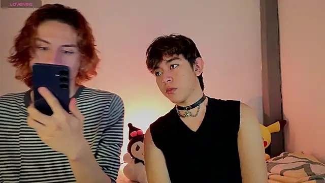 Snapshot of Darcy_and_Stolas chatting on 10/05/25, 03:05 Darcy and Stolas online show from 10/05/25, 03:05