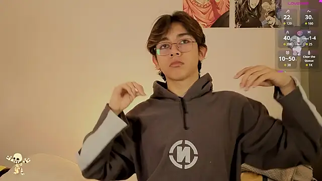 Snapshot of Darcy_and_Stolas chatting on 11/02/25, 04:37 Darcy and Stolas online show from 11/02/25, 04:37