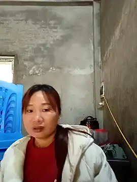 Snapshot of Suka_xx chatting on 10/26/25, 11:42 Suka xx online show from 10/26/25, 11:42