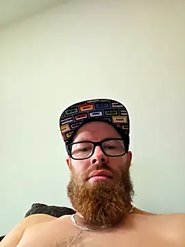 Snapshot of knopp877 chatting on 11/04/25, 07:40 knopp877 online show from 11/04/25, 07:40