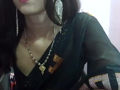 Laila Cute online show from 07/22/26, 04:04