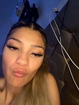 Honeyyyxo online show from 11/02/25, 03:20