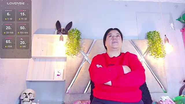 Snapshot of lupe-sex chatting on 10/06/25, 01:41 lupe-sex online show from 10/06/25, 01:41