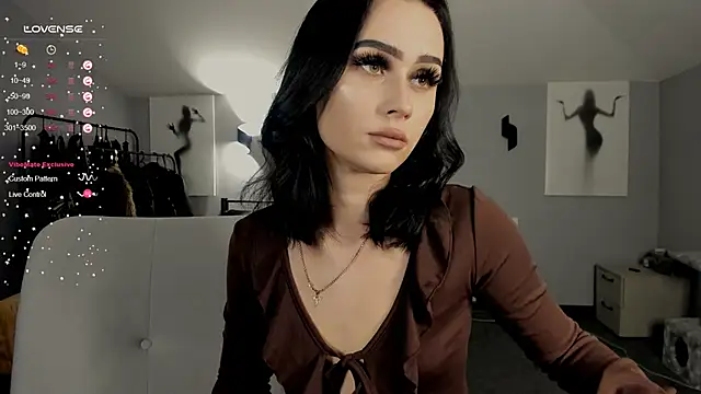 Snapshot of Lisa__Johnson chatting on 11/25/25, 12:10 Lisa Johnson online show from 11/25/25, 12:10