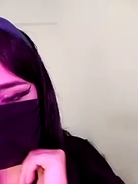 hot inaas online show from 11/09/25, 03:43