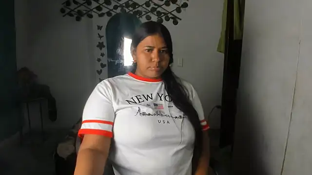 Ebony luna online show from 07/01/26, 07:24