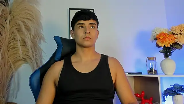 Snapshot of Thiago_Connor21 chatting on 06/27/26, 10:48 Thiago Connor21 online show from 06/27/26, 10:48