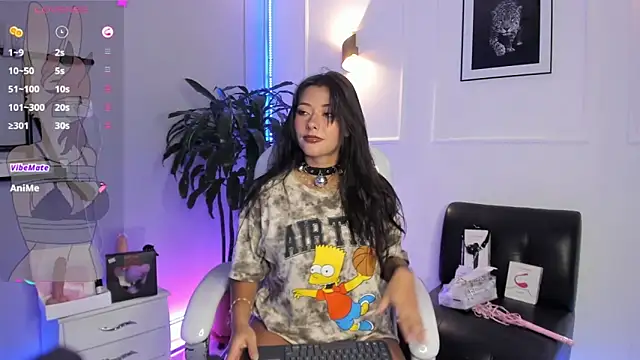 Snapshot of Hekate_20 chatting on 11/10/25, 07:35 Hekate 20 online show from 11/10/25, 07:35