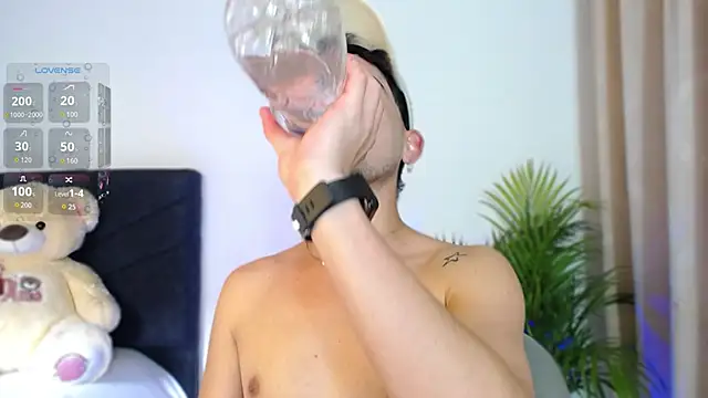 ERIK-VELA online show from 10/19/25, 05:57