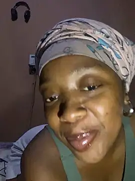 Snapshot of Barbiianaa chatting on 10/07/25, 11:24 Barbiianaa online show from 10/07/25, 11:24