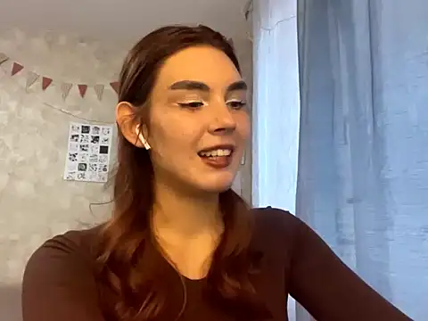 TeresitaLish online show from 10/15/25, 02:06