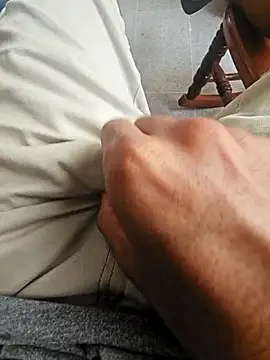 flakito1530 online show from 10/28/25, 07:38