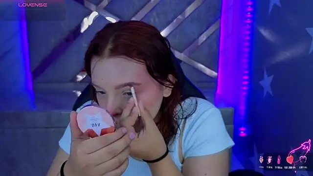 mia foster t online show from 06/02/26, 01:24