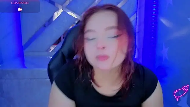 mia foster t online show from 06/03/26, 01:14