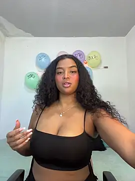 mitschellfox21 online show from 11/05/25, 03:28