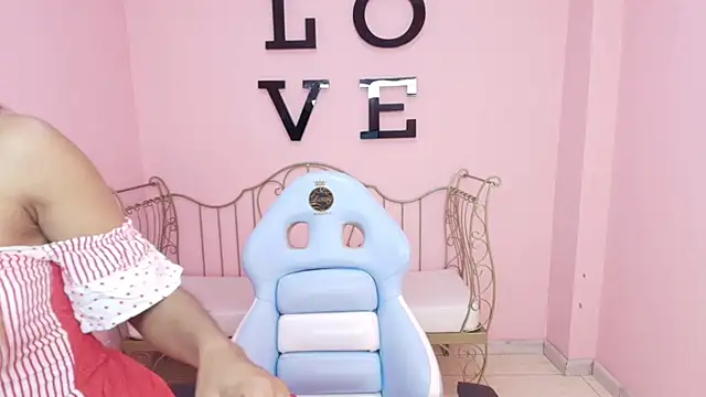 ingrid03 taffur online show from 10/08/25, 07:44