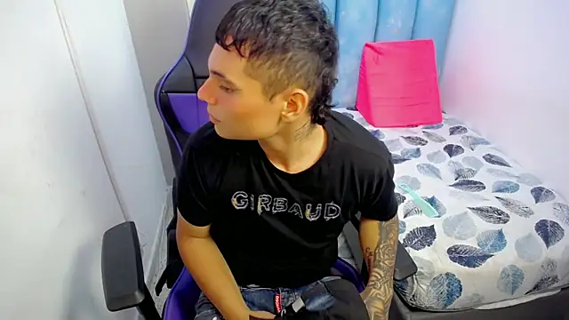 ayalai  online show from 10/02/25, 10:06