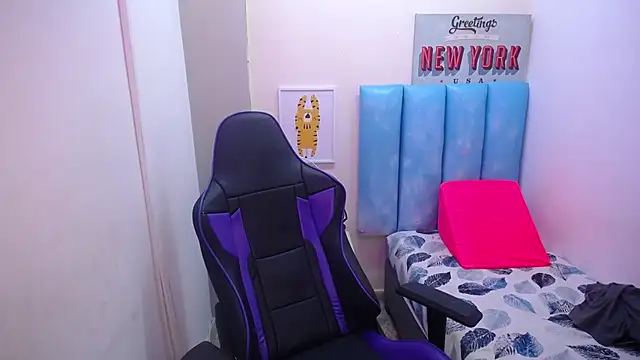 ayalai  online show from 10/12/25, 03:44