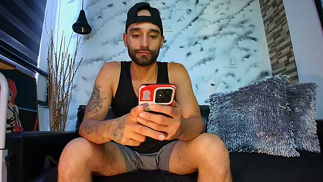 Max Miller S online show from 10/04/25, 07:01