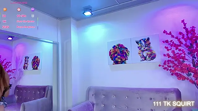 Snapshot of Summer_miller chatting on 10/14/25, 11:44 Summer miller online show from 10/14/25, 11:44