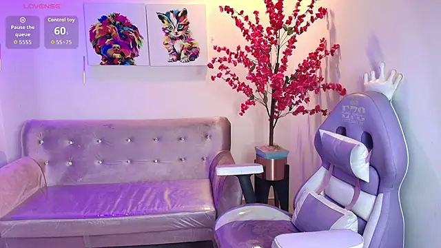 Summer miller online show from 11/26/25, 11:44