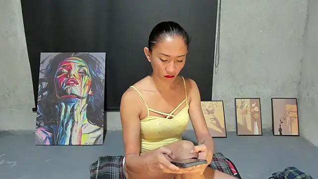 MissAriba online show from 12/03/25, 11:47