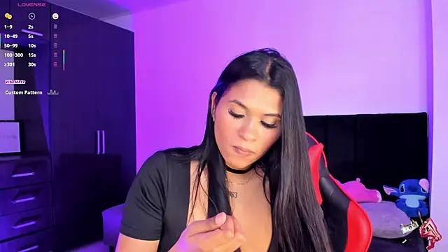 Snapshot of Gemma-ros chatting on 11/10/25, 08:19 Gemma-ros online show from 11/10/25, 08:19