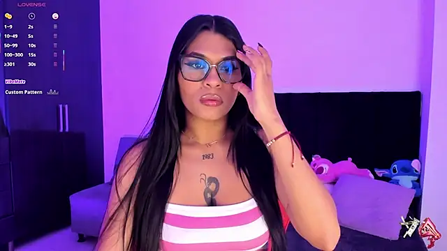 Snapshot of Gemma-ros chatting on 11/12/25, 08:30 Gemma-ros online show from 11/12/25, 08:30