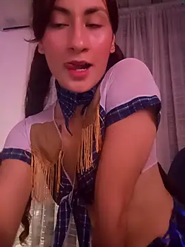 clover tter  online show from 10/28/25, 07:34