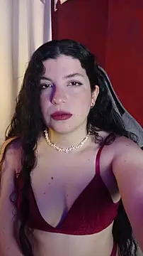 Snapshot of beyondsteel_ chatting on 12/14/25, 03:45 beyondsteel online show from 12/14/25, 03:45