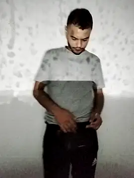 Snapshot of dirty_thinking chatting on 10/06/25, 01:47 dirty thinking online show from 10/06/25, 01:47