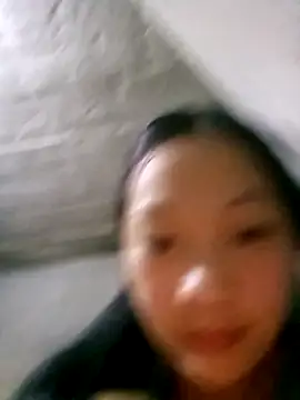 Snapshot of _TranThao_05 chatting on 10/04/25, 01:20 TranThao 05 online show from 10/04/25, 01:20