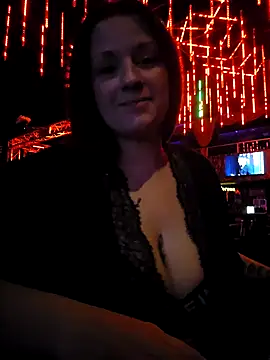 lexy-ray online show from 10/25/25, 06:02