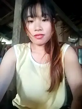 Snapshot of sukanaka99 chatting on 10/18/25, 07:31 sukanaka99 online show from 10/18/25, 07:31