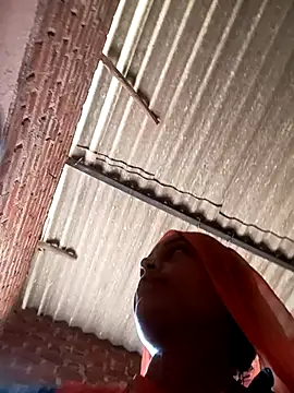 Snapshot of Mona7070 chatting on 10/08/25, 06:44 Mona7070 online show from 10/08/25, 06:44