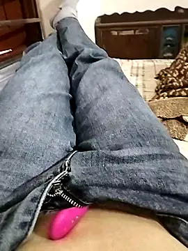 Lili 2love online show from 10/30/25, 12:45